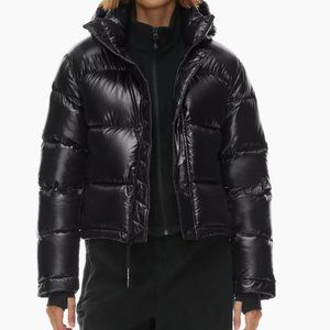 Aritzia The Super Puff Shorty (XS)